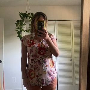 Floral cap sleeve blouse